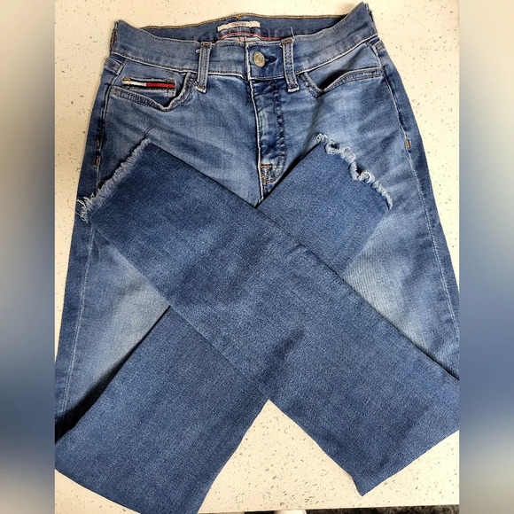 Tommy Hilfiger Ankle Jeans with Gold Zippers - Size 2- Vintage - Picture 2 of 7